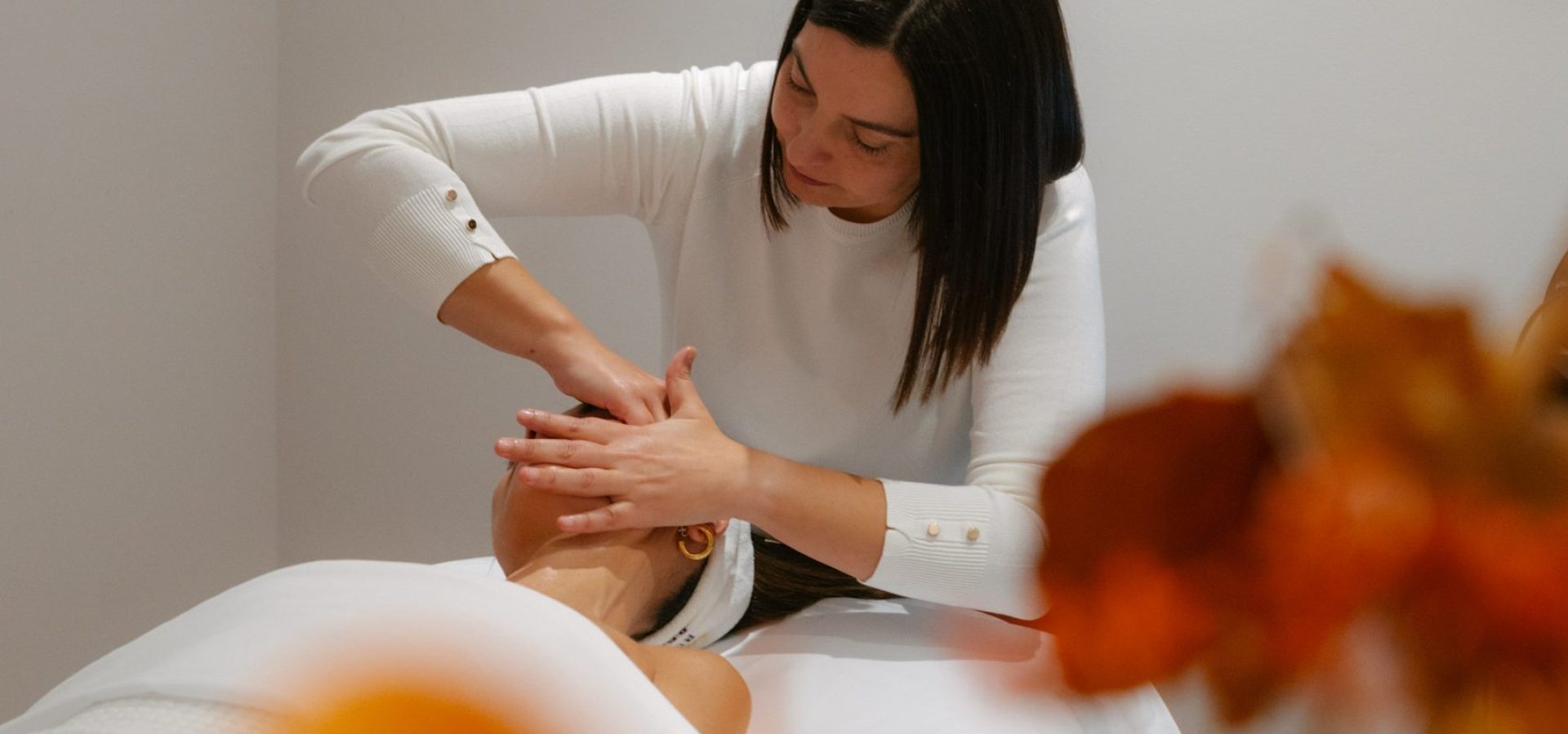 ANA-DE-GUEVARA-NOV2025-by_Special_Thanks_Studios2186